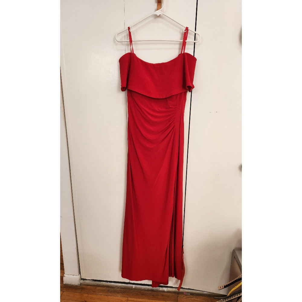 Xscape NWT Petite Ruffled Off-The-Shoulder Gown